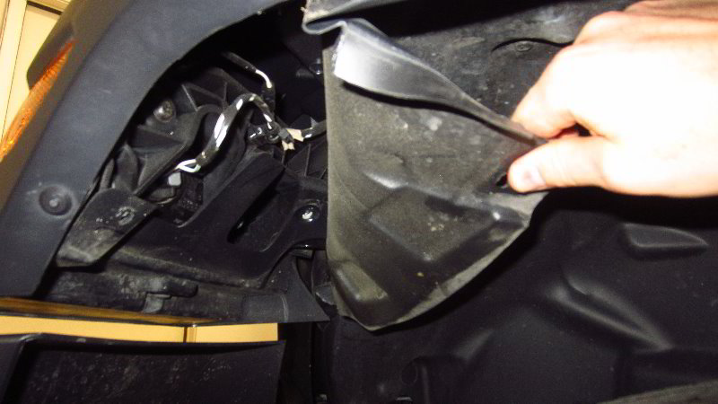 2018-2023-Jeep-Wrangler-Front-Turn-Signal-Light-Bulb-Replacement-Guide-009