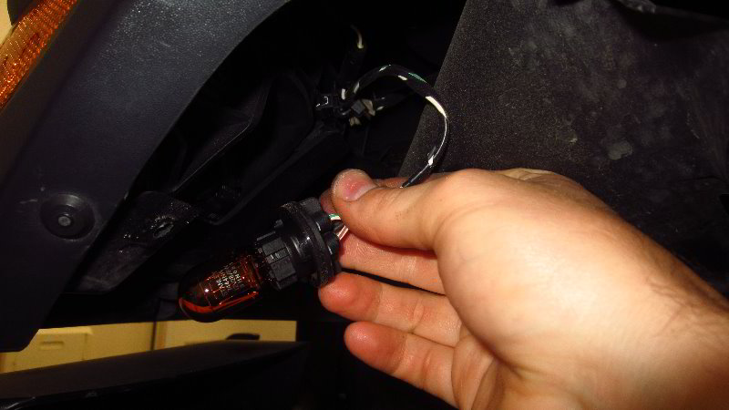 2018-2023-Jeep-Wrangler-Front-Turn-Signal-Light-Bulb-Replacement-Guide-011