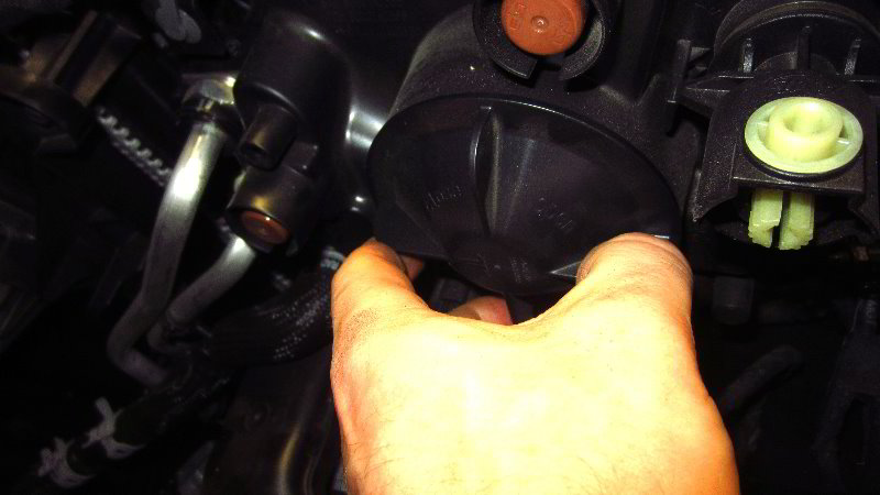 2018-2023-Jeep-Wrangler-Headlight-Bulbs-Replacement-Guide-036