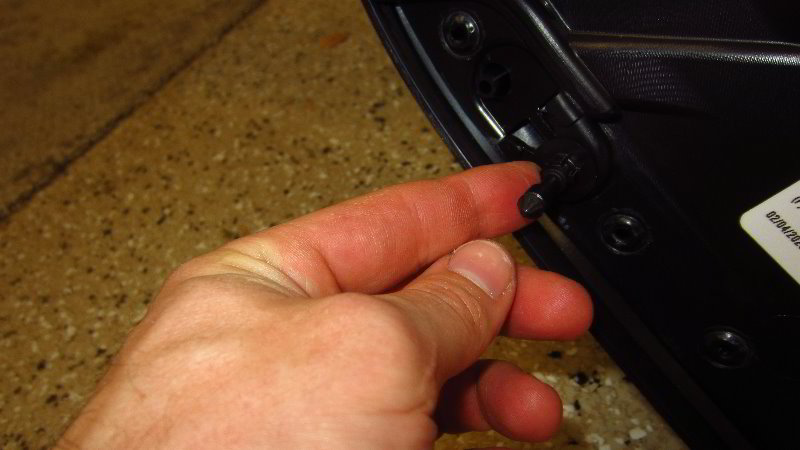 2018-2023-Jeep-Wrangler-Interior-Door-Panel-Removal-Guide-036