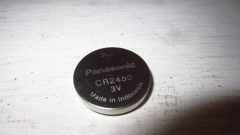 2018-2023-Jeep-Wrangler-Key-Fob-Battery-Replacement-Guide-014