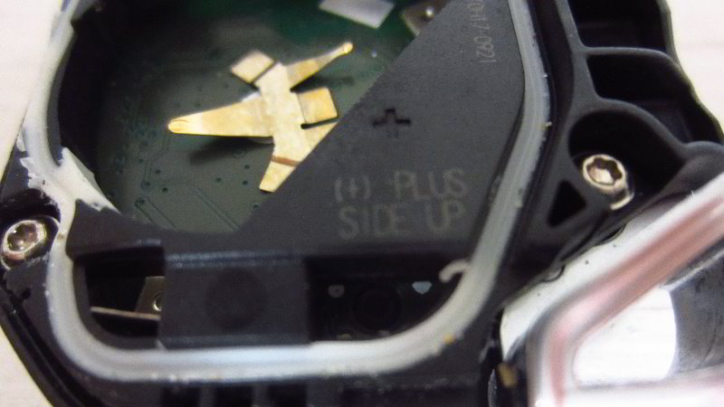 2018-2023-Jeep-Wrangler-Key-Fob-Battery-Replacement-Guide-016