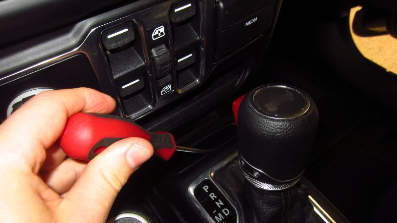 2018-2023-Jeep-Wrangler-Shift-Lock-Release-Guide-004