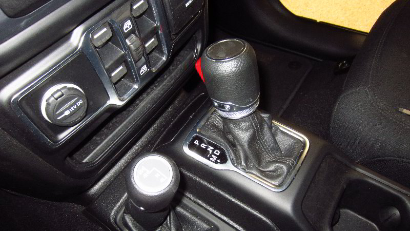 2018-2023-Jeep-Wrangler-Shift-Lock-Release-Guide-011