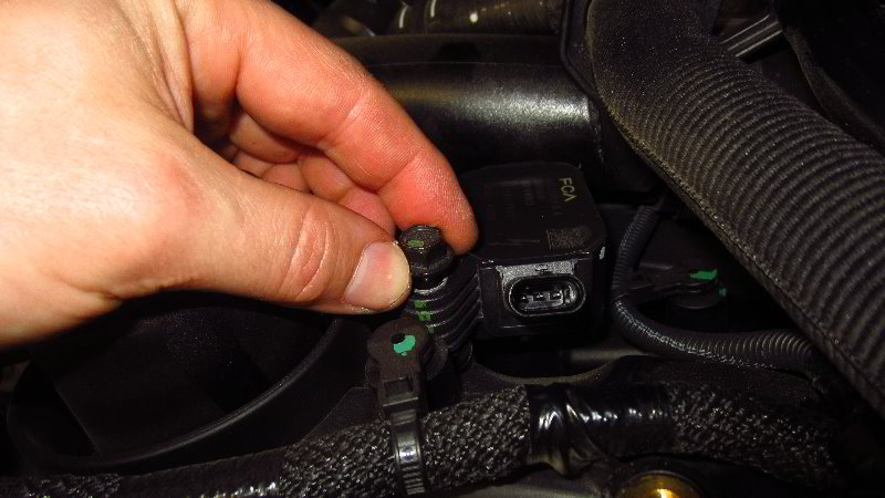2018-2023-Jeep-Wrangler-Spark-Plugs-Replacement-Guide-028