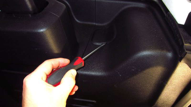 2018-2023-Jeep-Wrangler-Tail-Light-Bulbs-Replacement-Guide-005