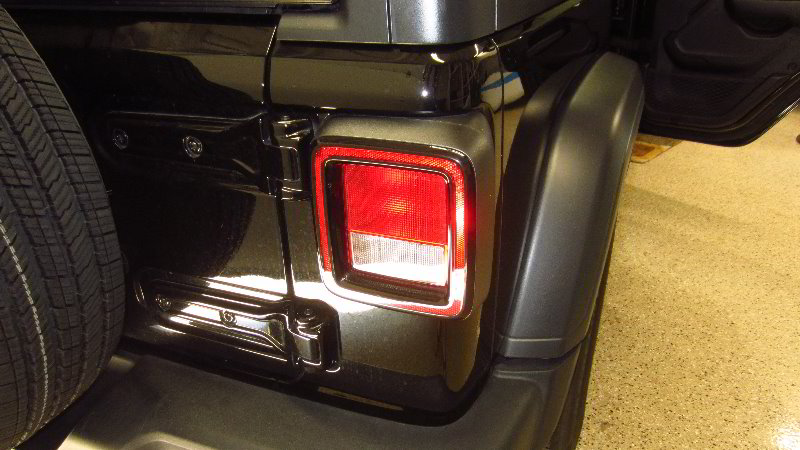 2018-2023-Jeep-Wrangler-Tail-Light-Bulbs-Replacement-Guide-042