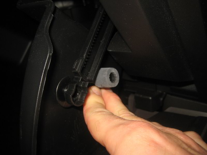 2018-Ford-Expedition-Cabin-Air-Filter-Replacement-Guide-053