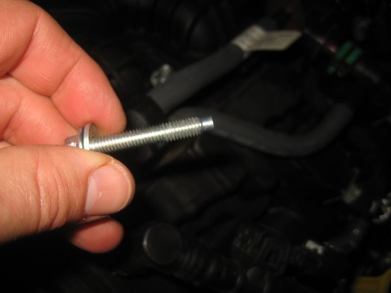 2018-Ford-Expedition-EcoBoost-V6-Engine-Spark-Plugs-Replacement-Guide-014