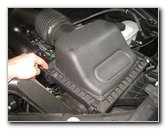 2018-Ford-Expedition-EcoBoost-V6-Engine-Air-Filter-Replacement-Guide-003