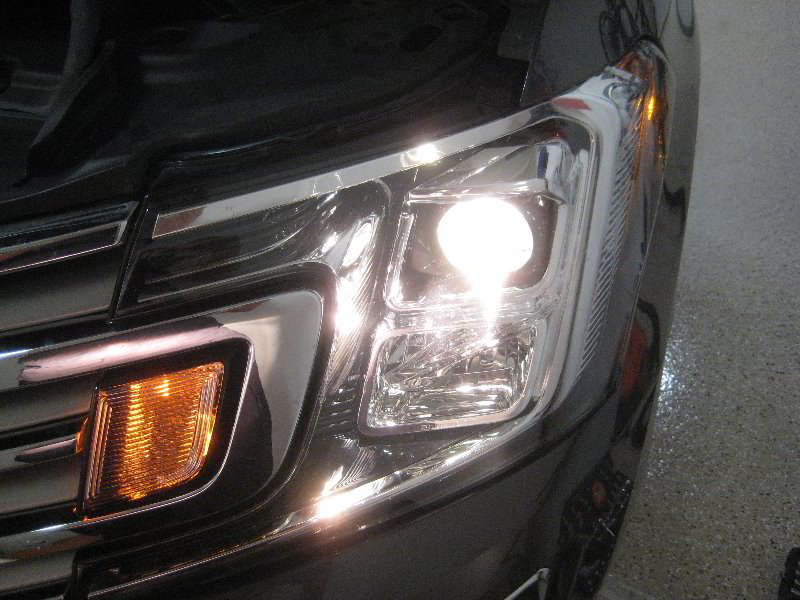 2018-Ford-Expedition-Headlight-Bulbs-Replacement-Guide-033