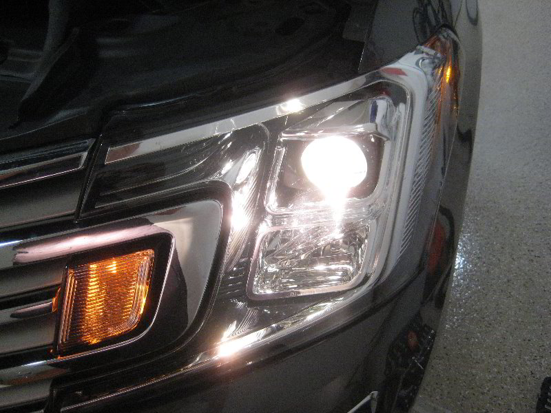 2018-Ford-Expedition-Headlight-Bulbs-Replacement-Guide-033