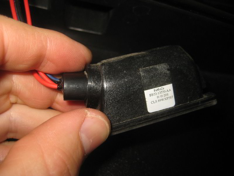 2018-Ford-Expedition-License-Plate-Light-Bulbs-Replacement-Guide-012