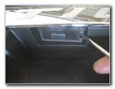 2018-Ford-Expedition-License-Plate-Light-Bulbs-Replacement-Guide-004