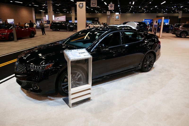 2018-OC-International-Auto-Show-005