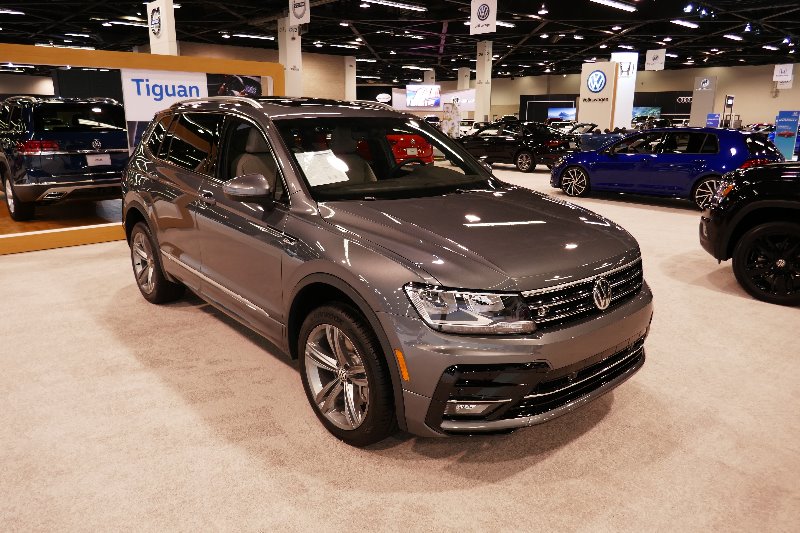 2018-OC-International-Auto-Show-012