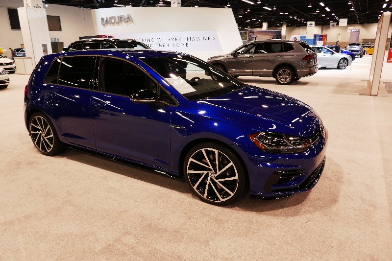 2018-OC-International-Auto-Show-015