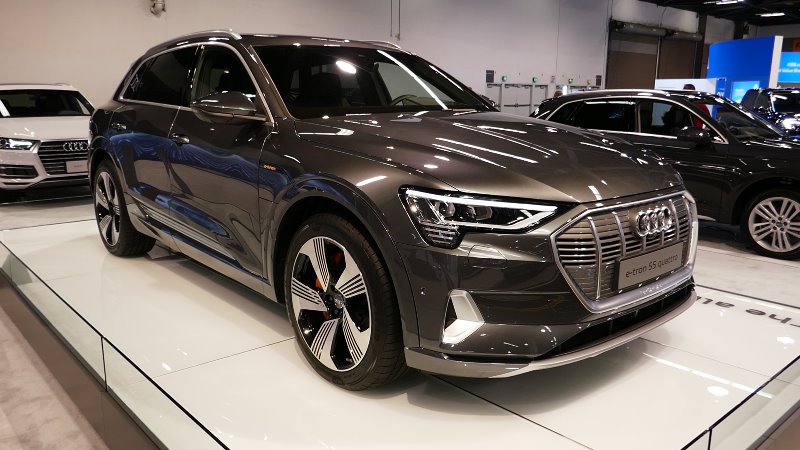 2018-OC-International-Auto-Show-041