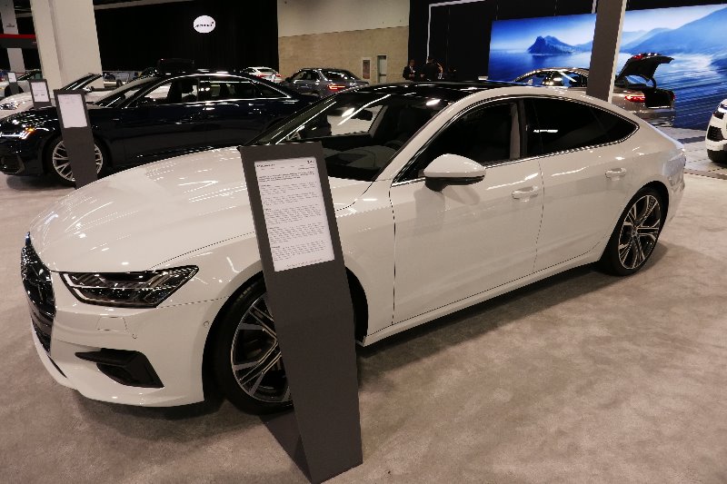 2018-OC-International-Auto-Show-042