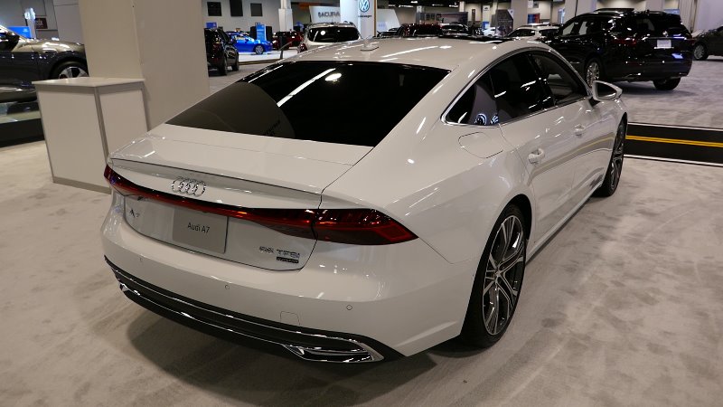 2018-OC-International-Auto-Show-043