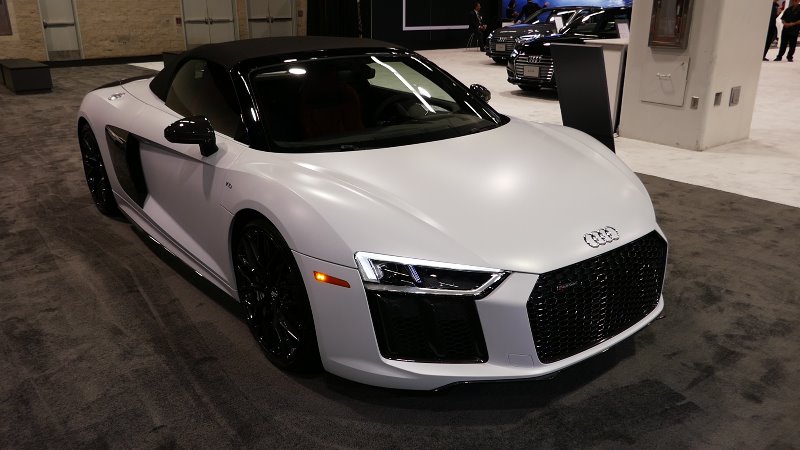 2018-OC-International-Auto-Show-046