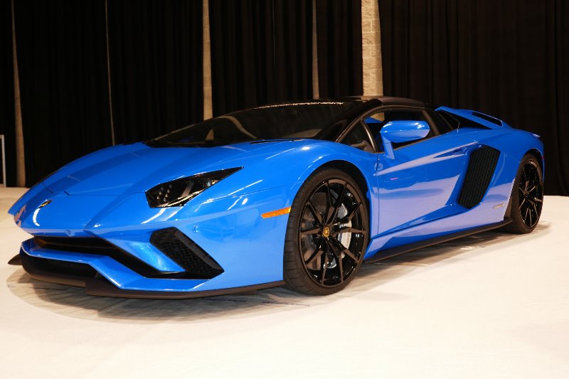 2018-OC-International-Auto-Show-053