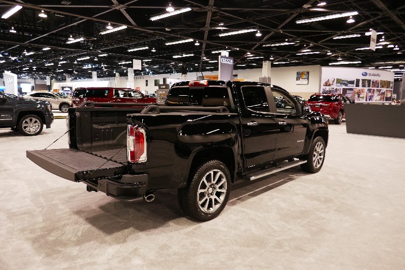 2018-OC-International-Auto-Show-106