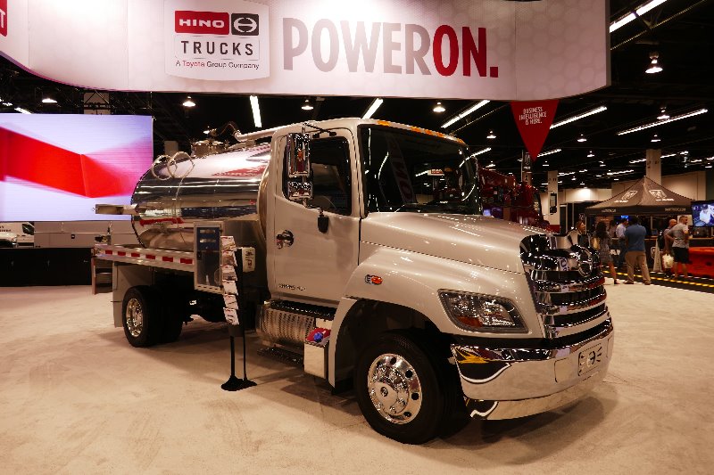 2018-OC-International-Auto-Show-145