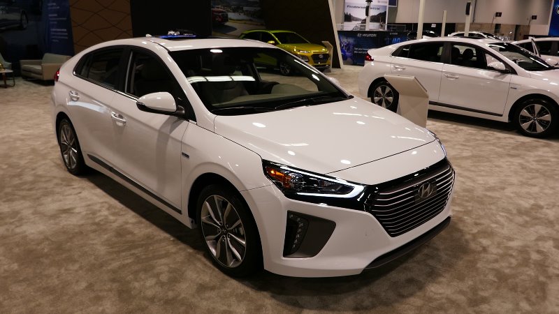 2018-OC-International-Auto-Show-149