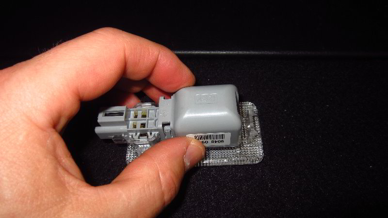 2019-2023-Toyota-RAV4-Cargo-Area-Light-Bulb-Replacement-Guide-013