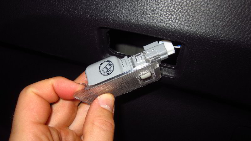 2019-2023-Toyota-RAV4-Cargo-Area-Light-Bulb-Replacement-Guide-015