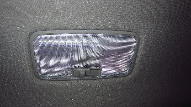 2019-2023-Toyota-RAV4-Dome-Light-Bulb-Replacement-Guide-001