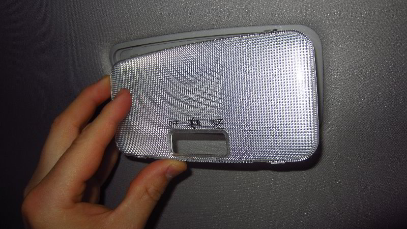 2019-2023-Toyota-RAV4-Dome-Light-Bulb-Replacement-Guide-012