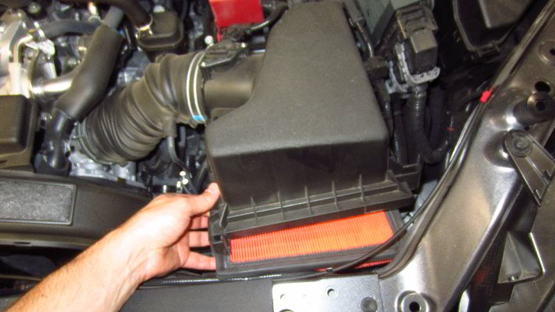 2019-2023-Toyota-RAV4-Engine-Air-Filter-Replacement-Guide-009