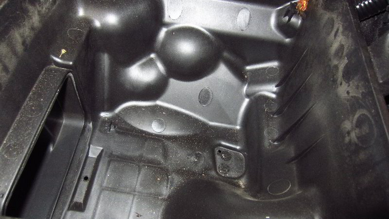 2019-2023-Toyota-RAV4-Engine-Air-Filter-Replacement-Guide-013