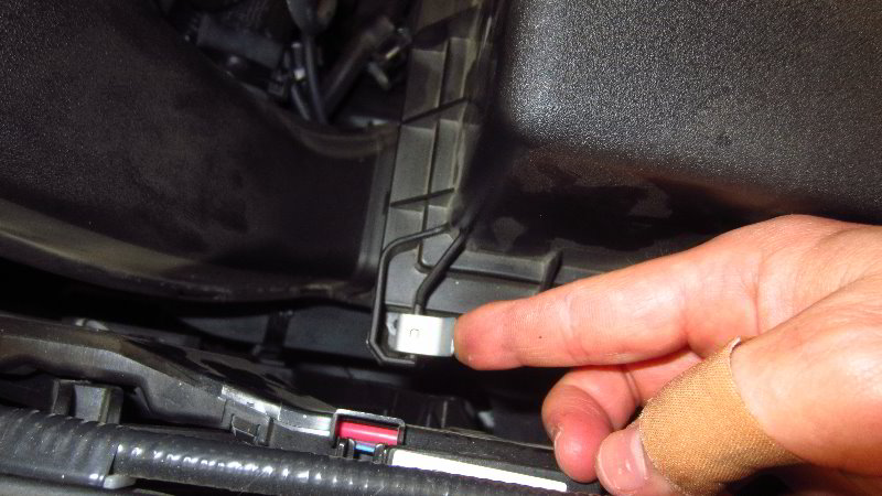 2019-2023-Toyota-RAV4-Engine-Air-Filter-Replacement-Guide-021