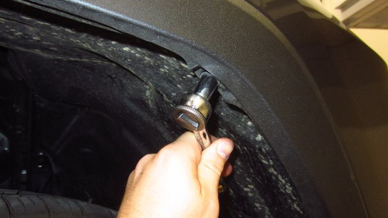 2019-2023-Toyota-RAV4-Fog-Light-Bulbs-Replacement-Guide-008