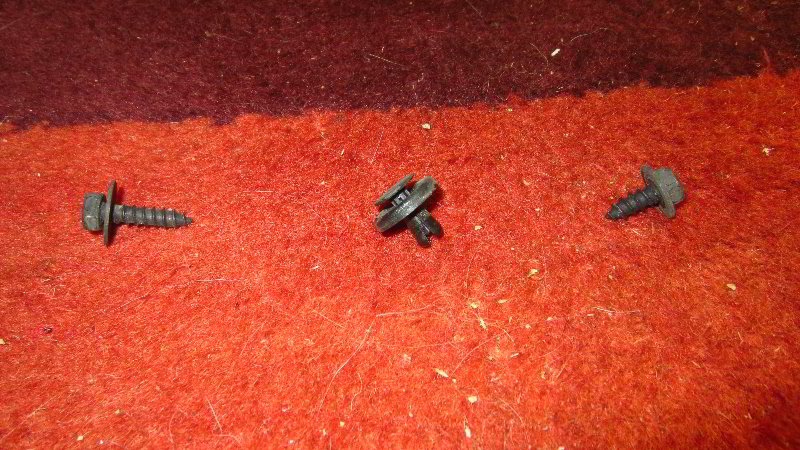 2019-2023-Toyota-RAV4-Fog-Light-Bulbs-Replacement-Guide-009