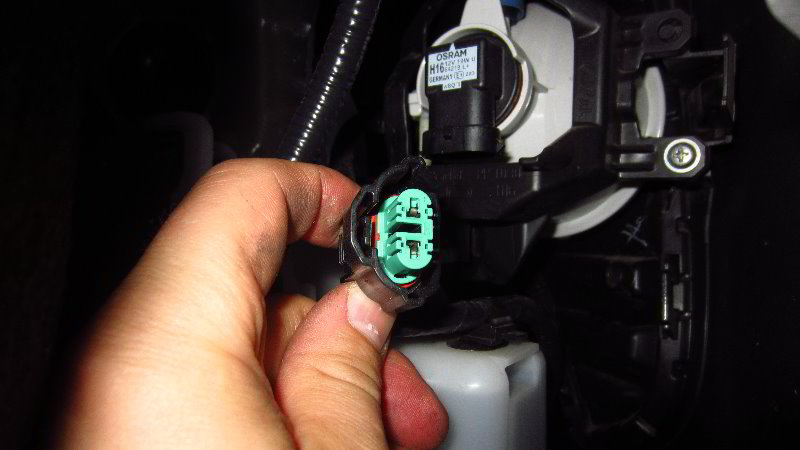 2019-2023-Toyota-RAV4-Fog-Light-Bulbs-Replacement-Guide-013