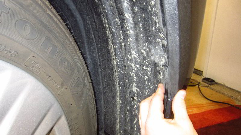 2019-2023-Toyota-RAV4-Fog-Light-Bulbs-Replacement-Guide-020