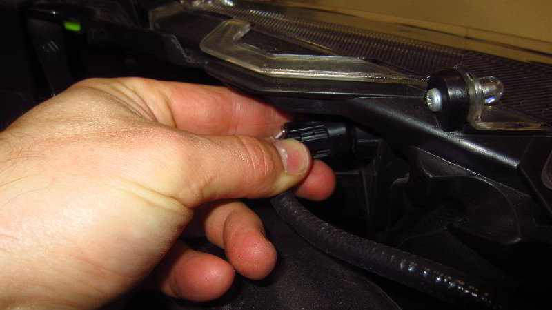 2019-2023-Toyota-RAV4-Front-Side-Marker-Light-Bulb-Replacement-Guide-004