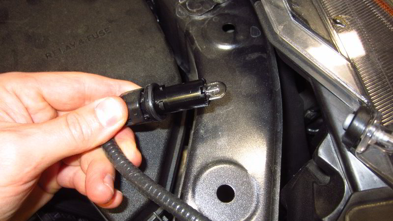 2019-2023-Toyota-RAV4-Front-Side-Marker-Light-Bulb-Replacement-Guide-005