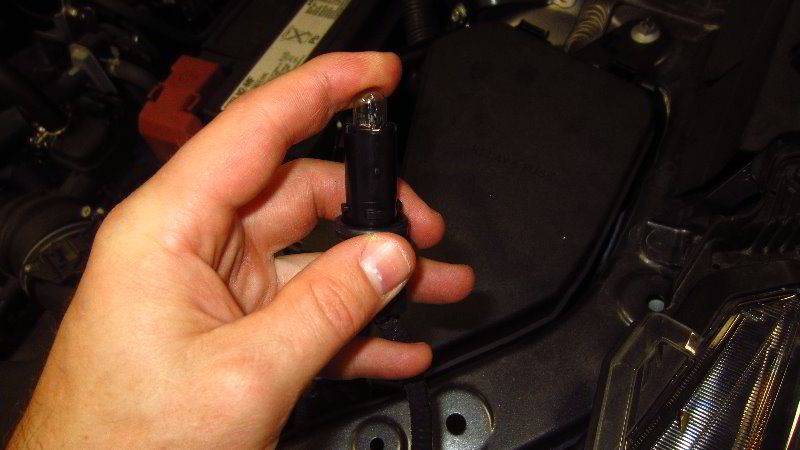 2019-2023-Toyota-RAV4-Front-Side-Marker-Light-Bulb-Replacement-Guide-007