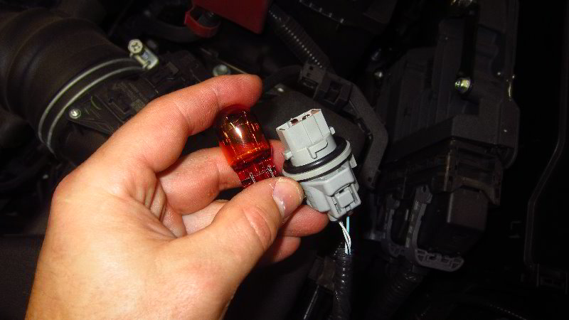 2019-2023-Toyota-RAV4-Front-Turn-Signal-Light-Bulb-Replacement-Guide-006