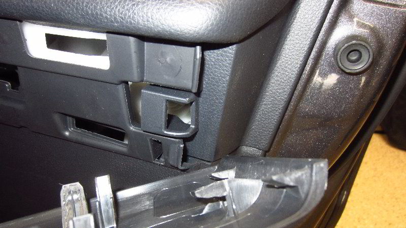 2019-2023-Toyota-RAV4-Interior-Door-Panel-Removal-Guide-051