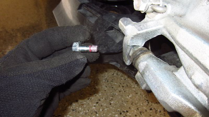 2019-2023-Toyota-RAV4-Rear-Brake-Pads-Replacement-Guide-010