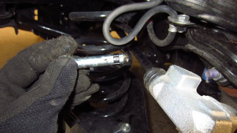 2019-2023-Toyota-RAV4-Rear-Brake-Pads-Replacement-Guide-019