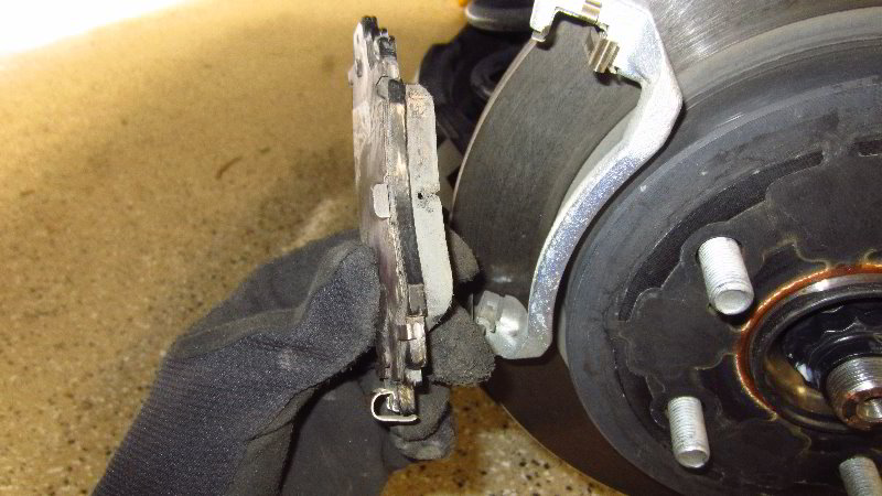 2019-2023-Toyota-RAV4-Rear-Brake-Pads-Replacement-Guide-025