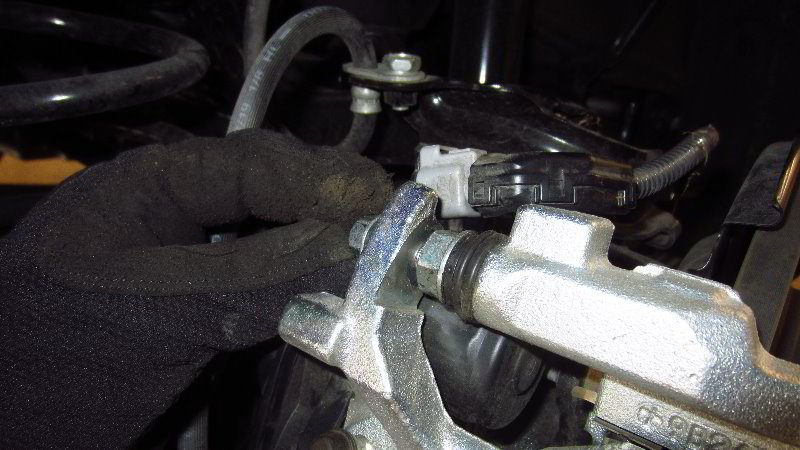 2019-2023-Toyota-RAV4-Rear-Brake-Pads-Replacement-Guide-030