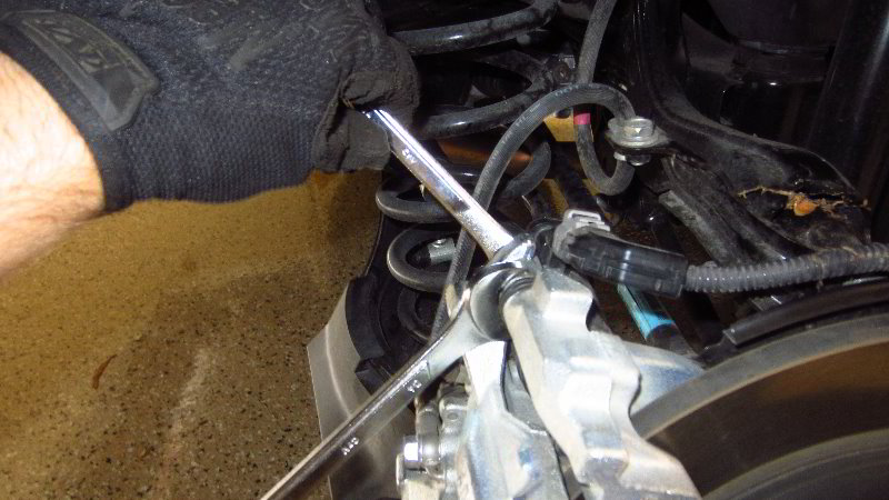 2019-2023-Toyota-RAV4-Rear-Brake-Pads-Replacement-Guide-031